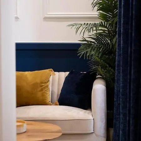 L'etoile D'or - Palace Apartment